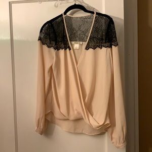 Arden B size small blouse